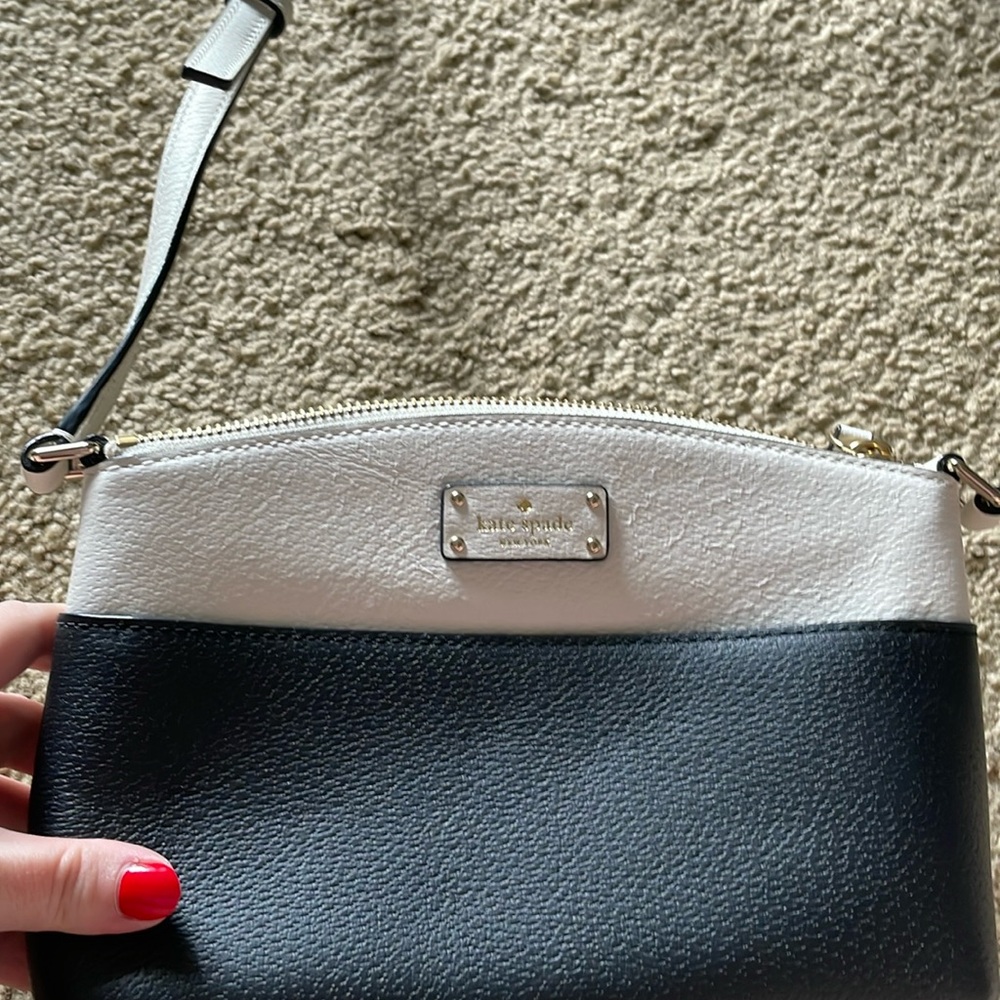 Gently used Kate Spade crossbody
